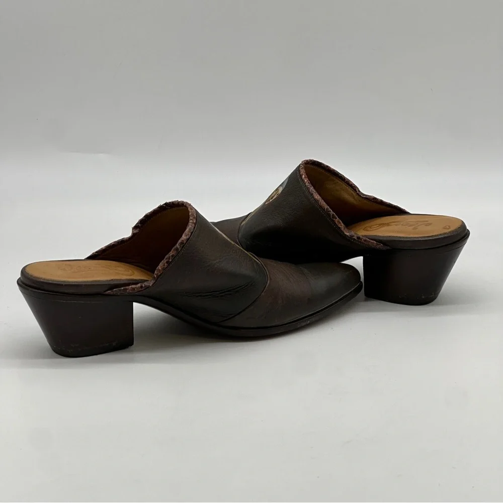 Icon Leather Mules. Size 7.5 - Picture 9 of 11